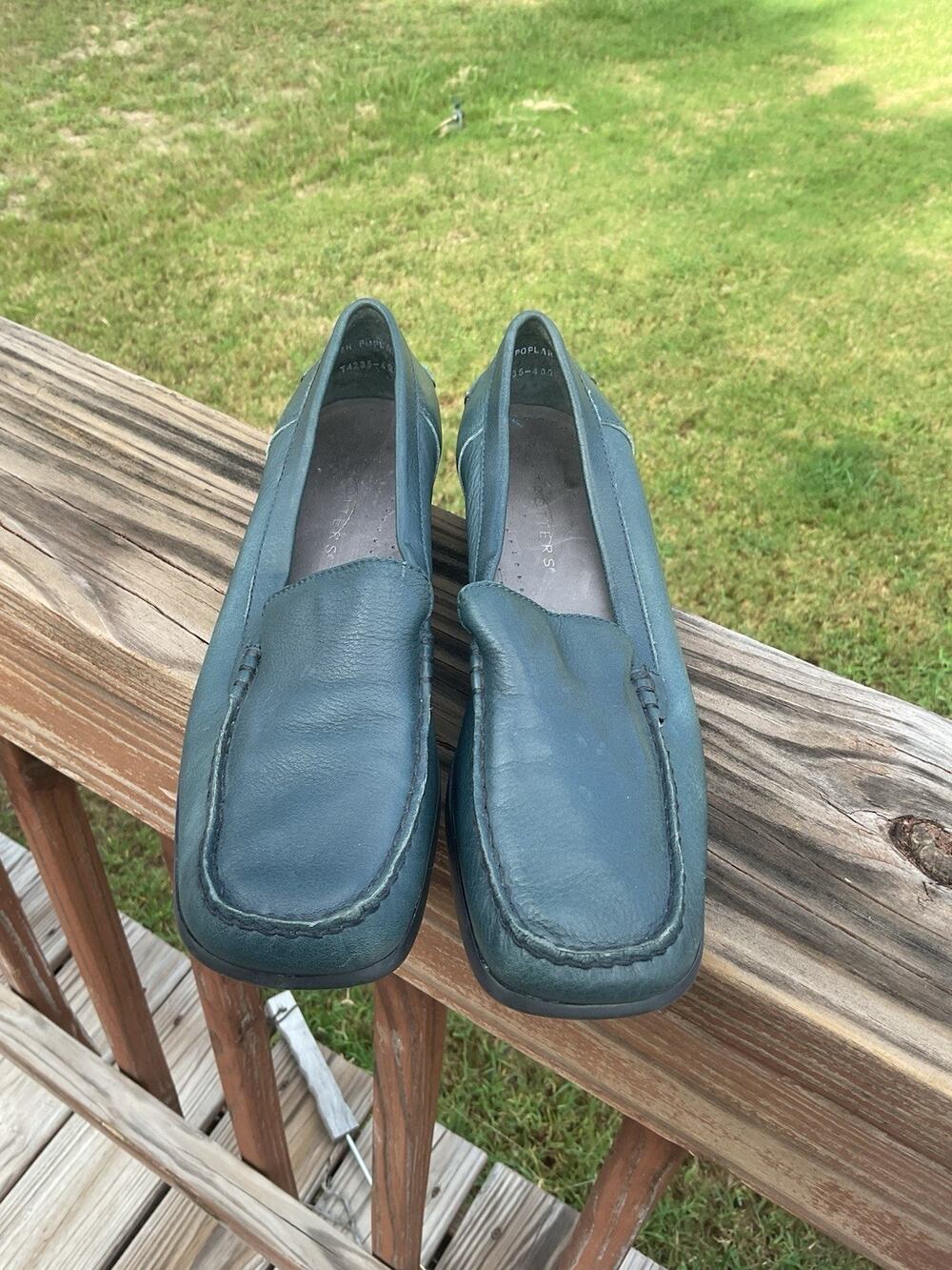 Trotters Womens Blue Leather Driving Loafers Moc Toe Flats Grannycore Size 8n